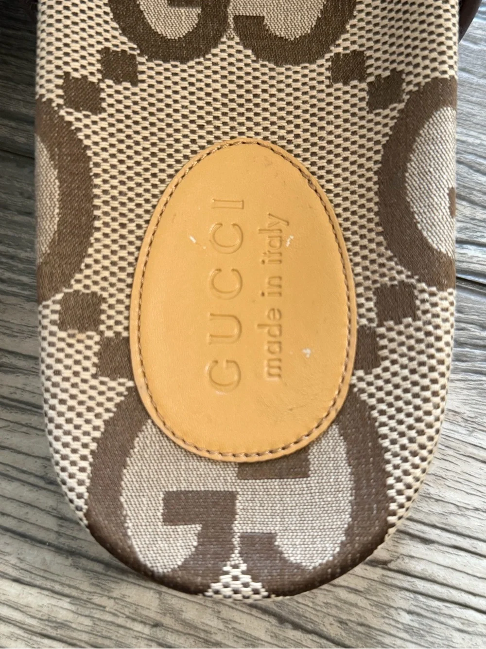 Gucci Men's Slides in Camel and Ebony Maxi GG Canvas Uk 10 US 10.5 - Picture 6 of 9